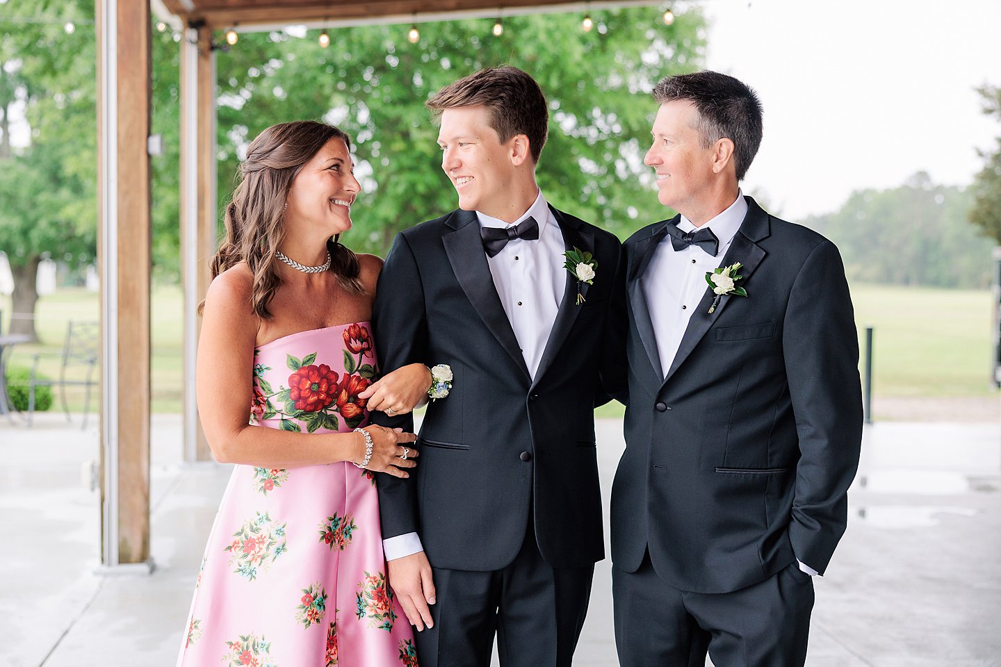 tin roof farms wedding jennifer stuart photography 0044