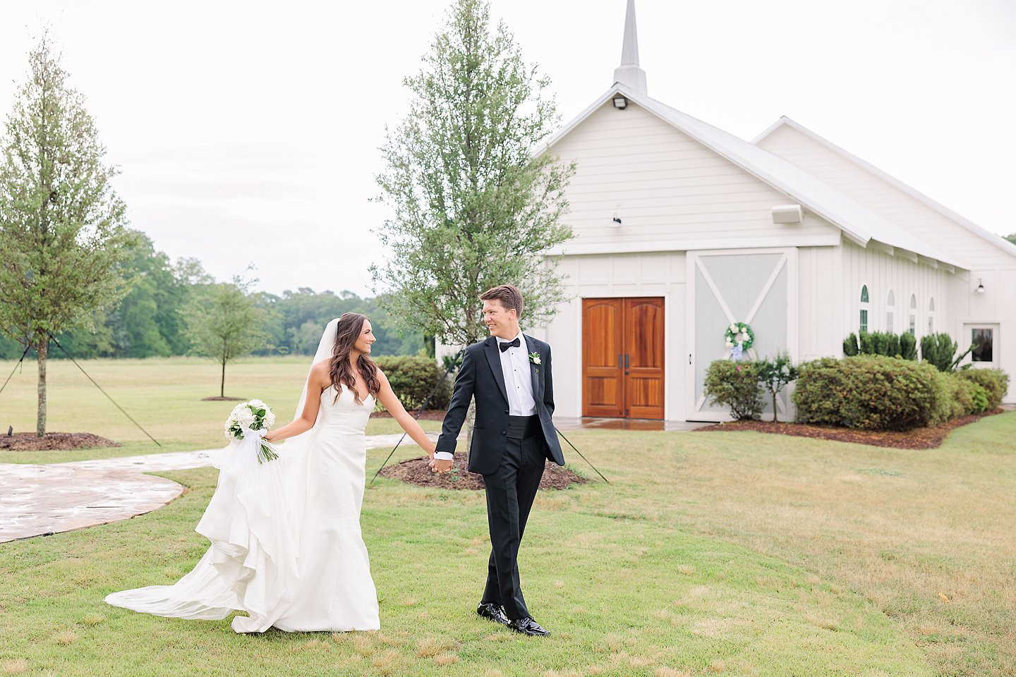 tin roof farms wedding jennifer stuart photography 0065