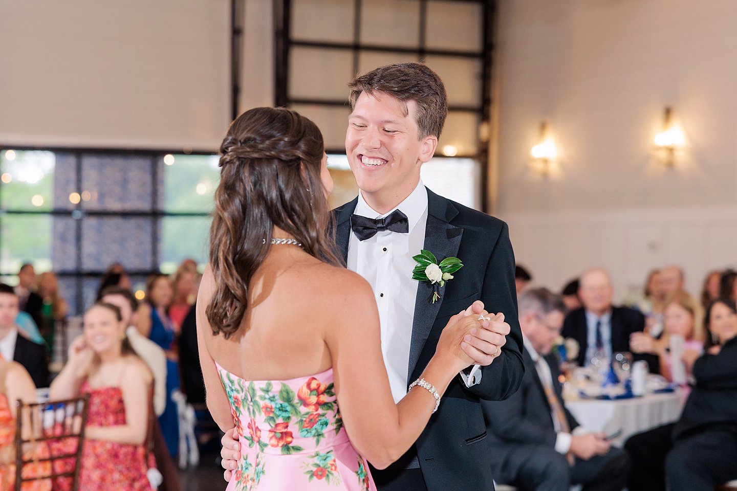 tin roof farms wedding jennifer stuart photography 0168