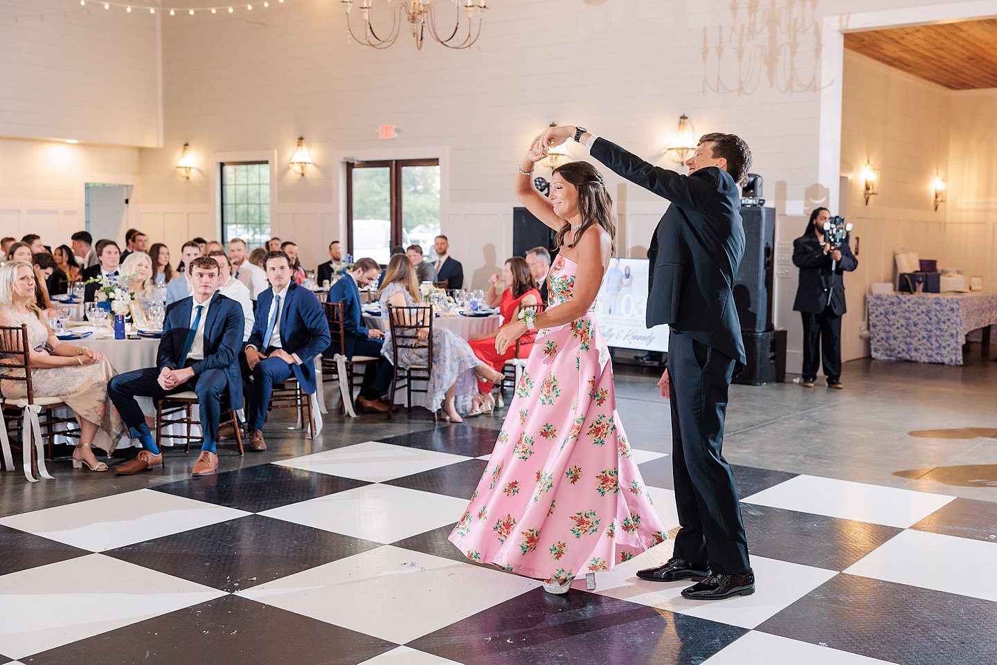 tin roof farms wedding jennifer stuart photography 0170