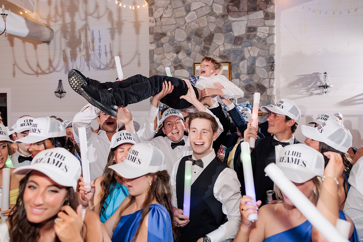 tin roof farms wedding jennifer stuart photography 0201