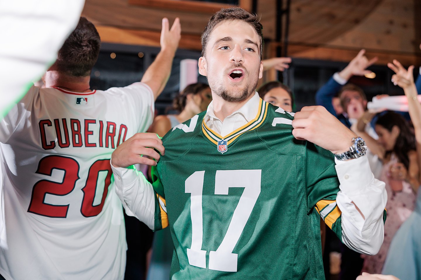 barn sitton hill wedding jennifer stuart photography 0175