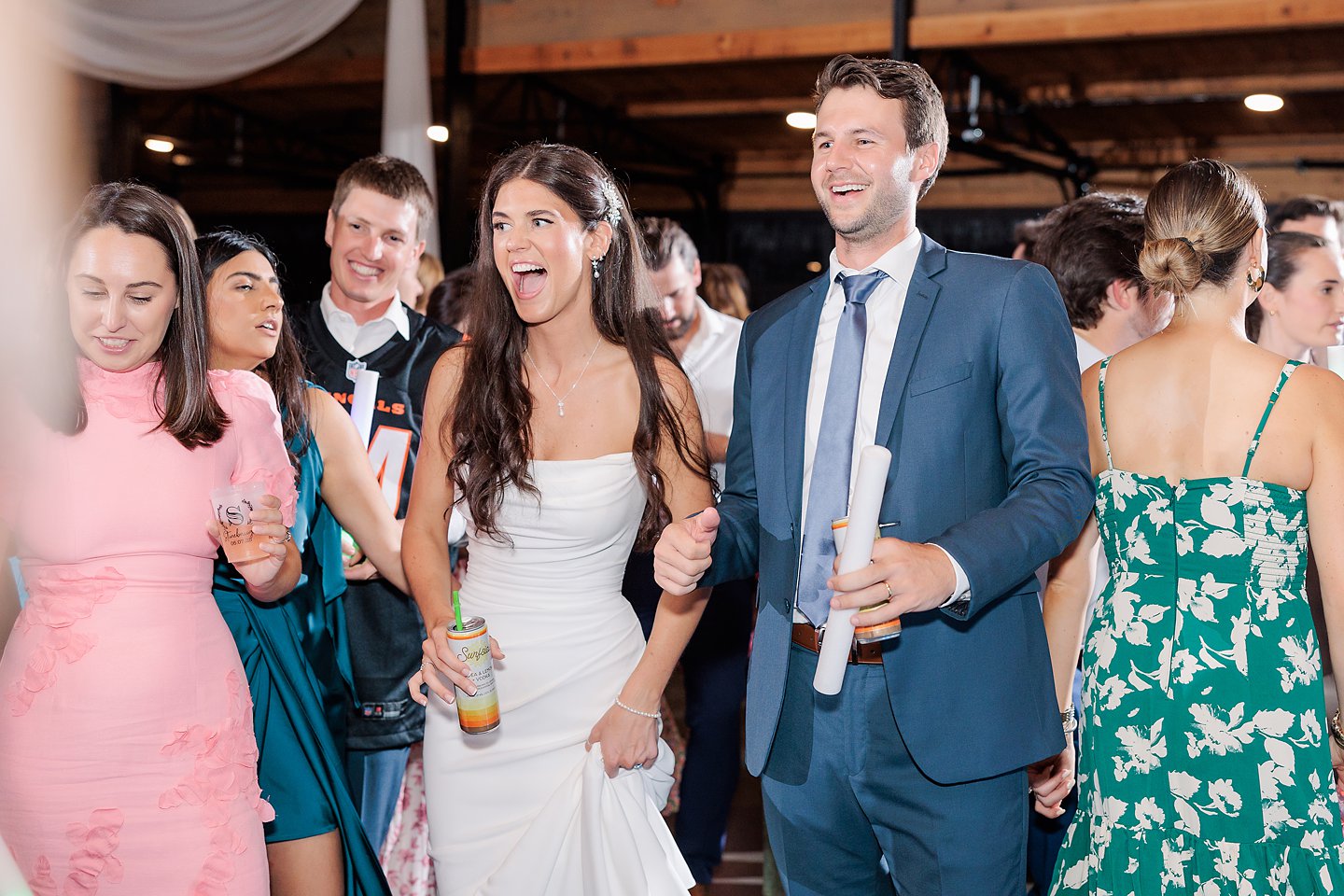 barn sitton hill wedding jennifer stuart photography 0189